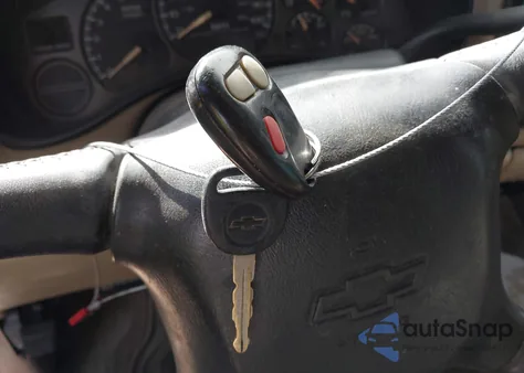 2001 Chevrolet Tahoe Ls from USA, damaged, VIN 1GNEC13T91R226552